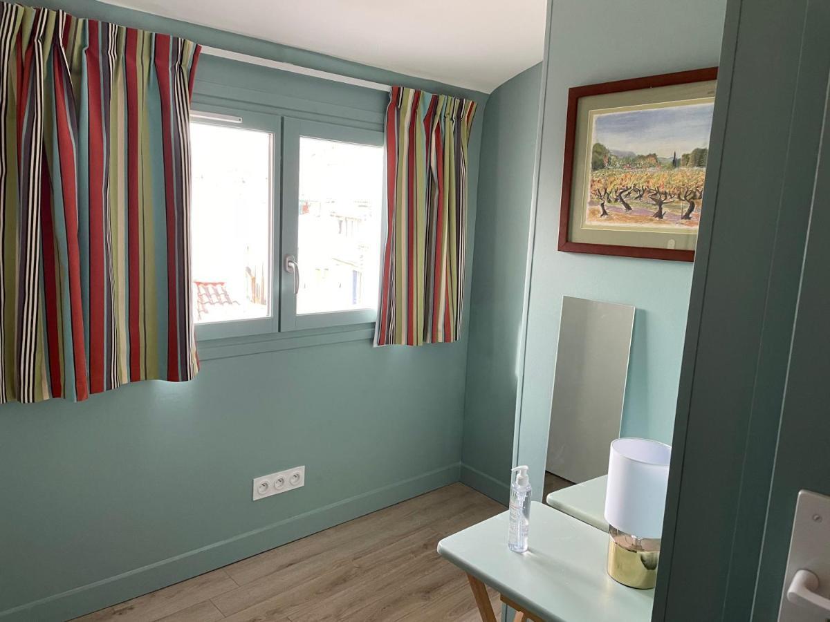 Au Coeur Du Vieux Toulon Au Calme Appartement Renove Climatise Confortable Etage Eleve Avec Ascenseur Proche Parking Et Toutes Commodites 외부 사진