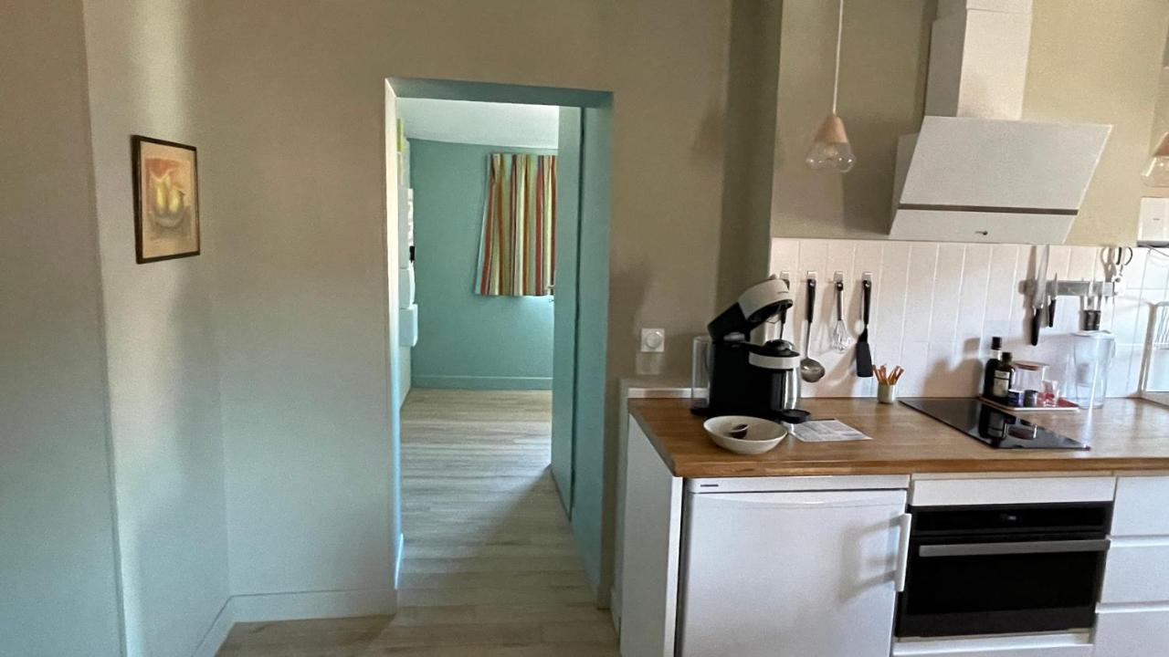 Au Coeur Du Vieux Toulon Au Calme Appartement Renove Climatise Confortable Etage Eleve Avec Ascenseur Proche Parking Et Toutes Commodites 외부 사진